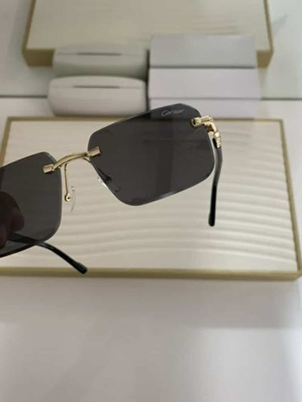 8813 gold black