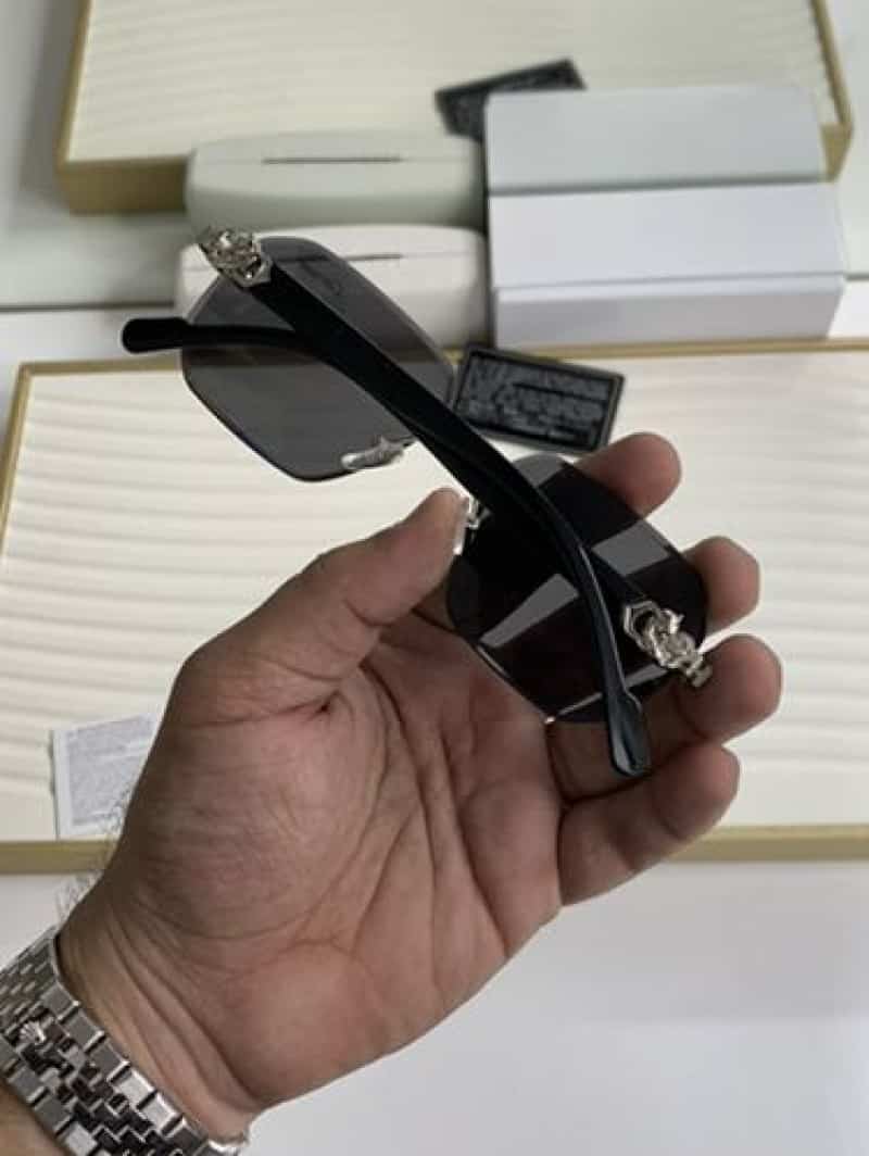 8818 silver black