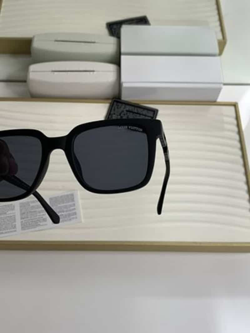 Louis vuitton 1235 full black