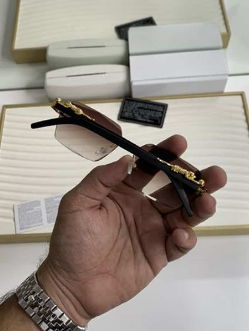 8835 gold brown
