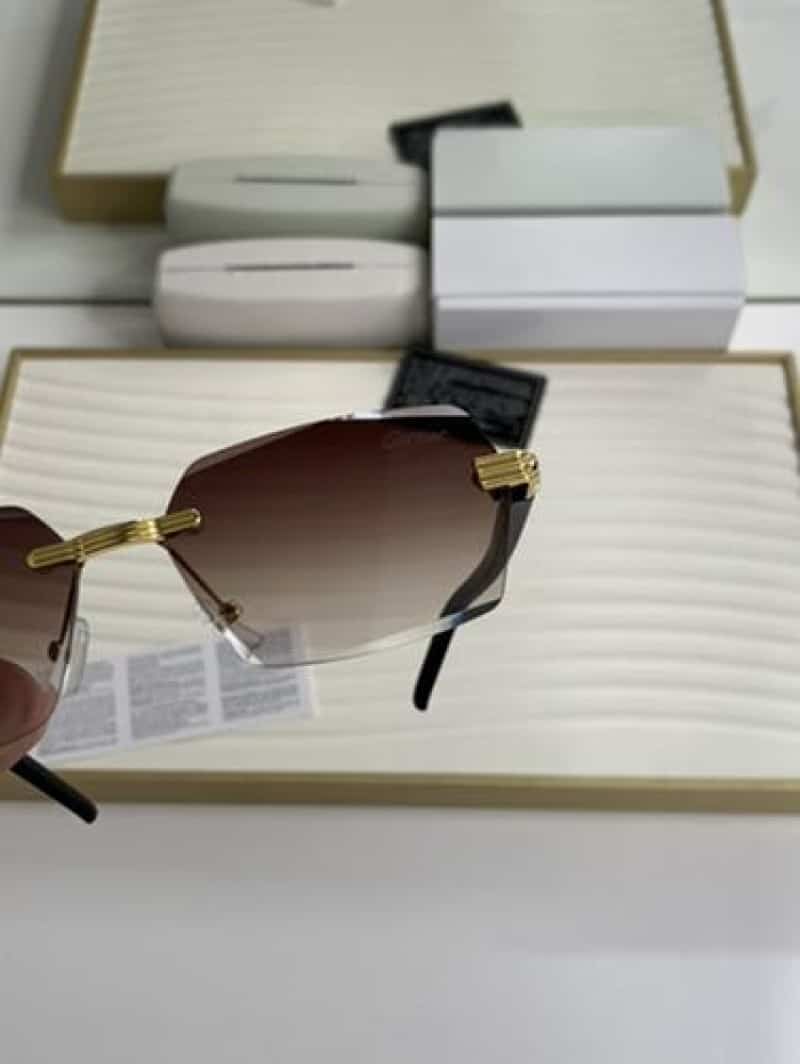 8835 gold brown