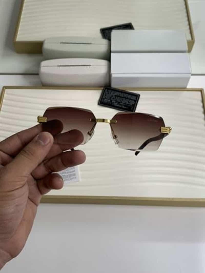 8835 gold brown