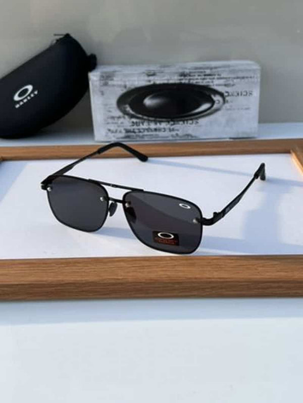 Oakley_8919 black grey