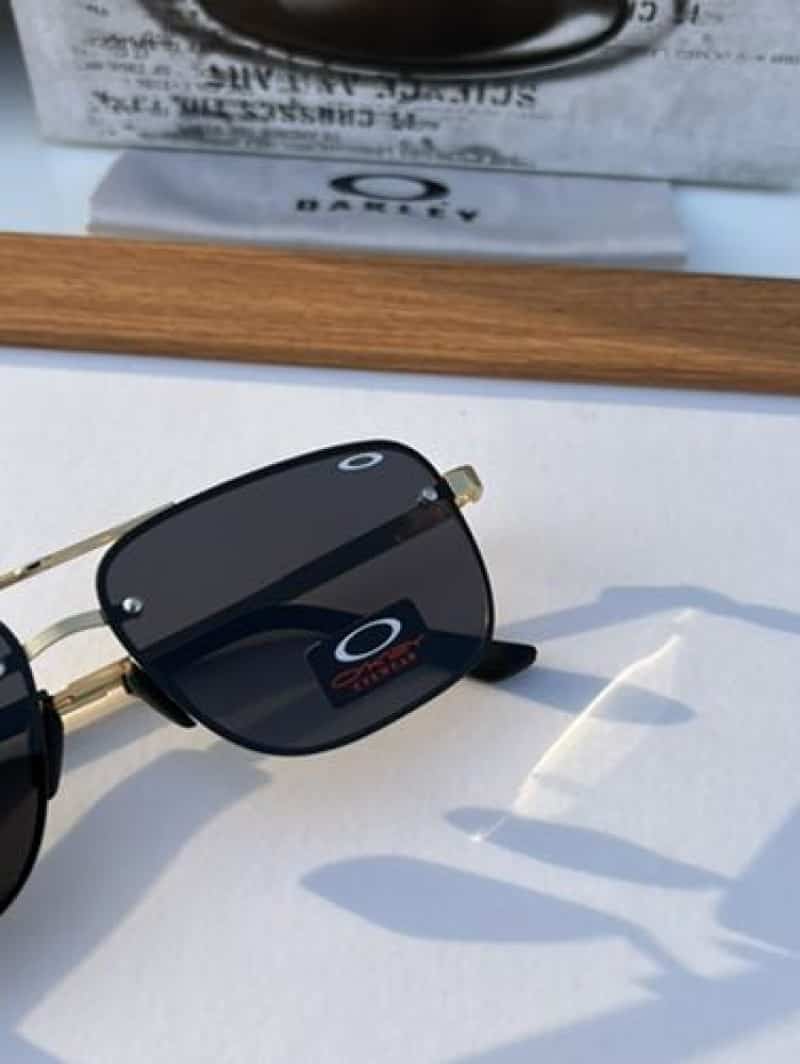 Oakley 8919 Gold Black