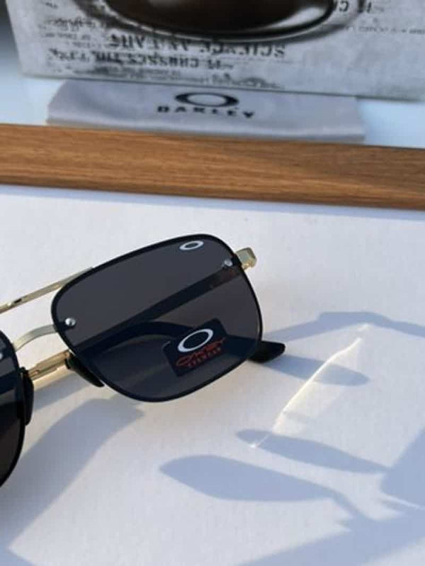Oakley 8919 Gold Black