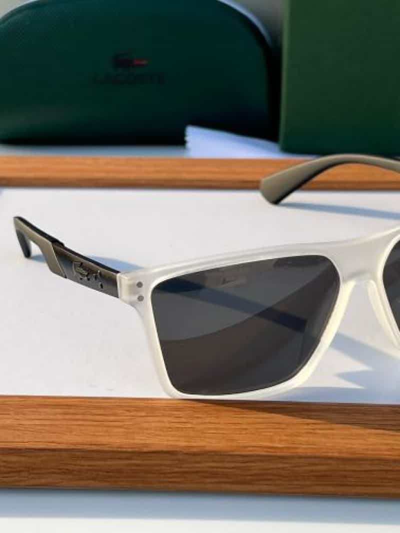 58770 white black Secondary image