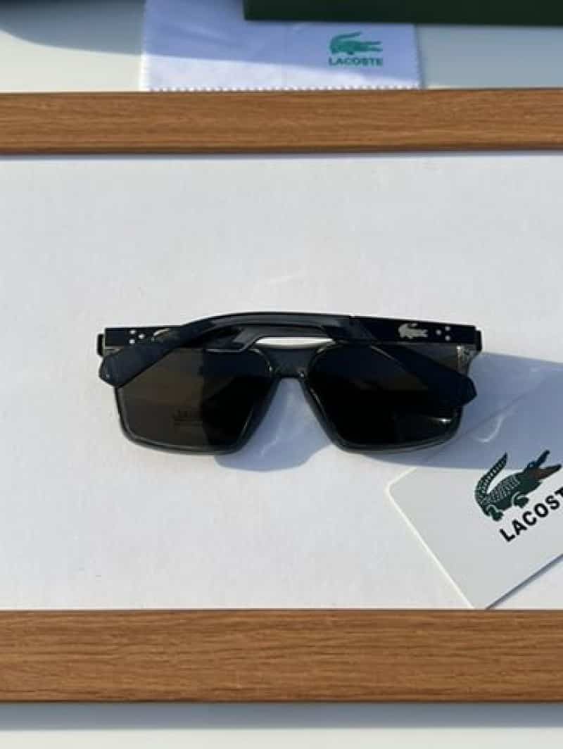 58770 grey black