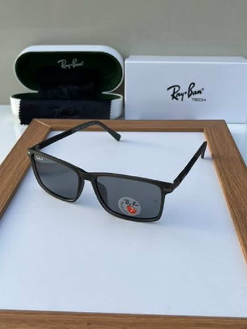 rayban 8373 grey Main image