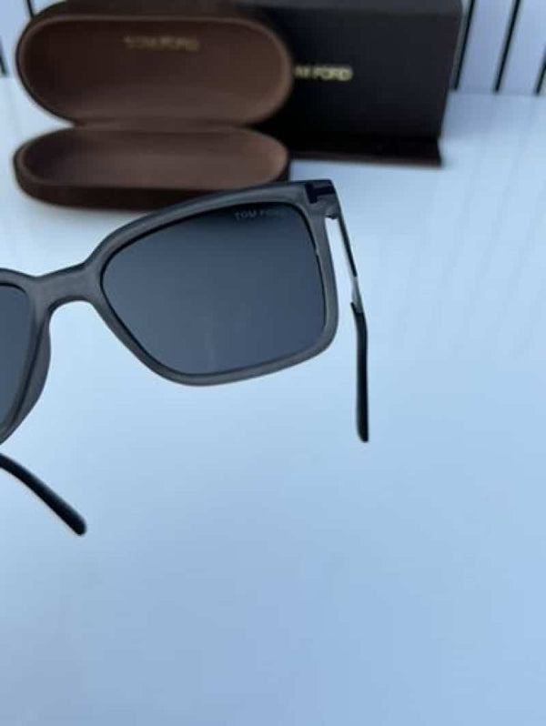 tomford 555 grey