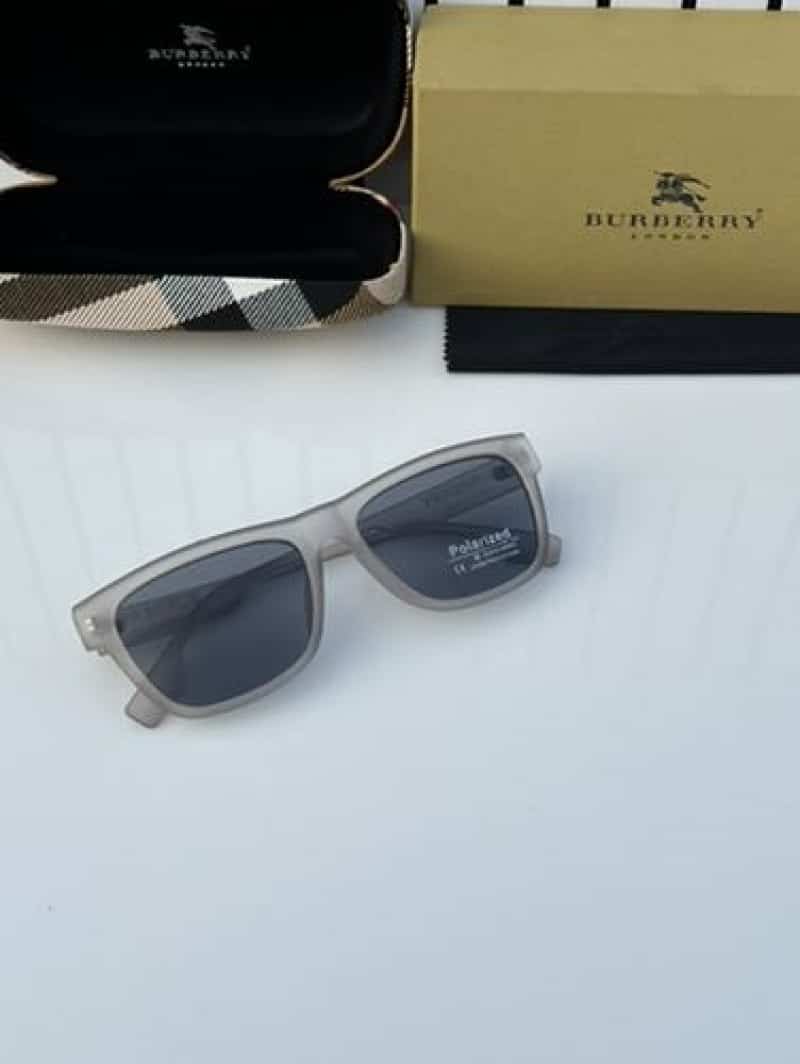 bURbERrY_4293 grey
