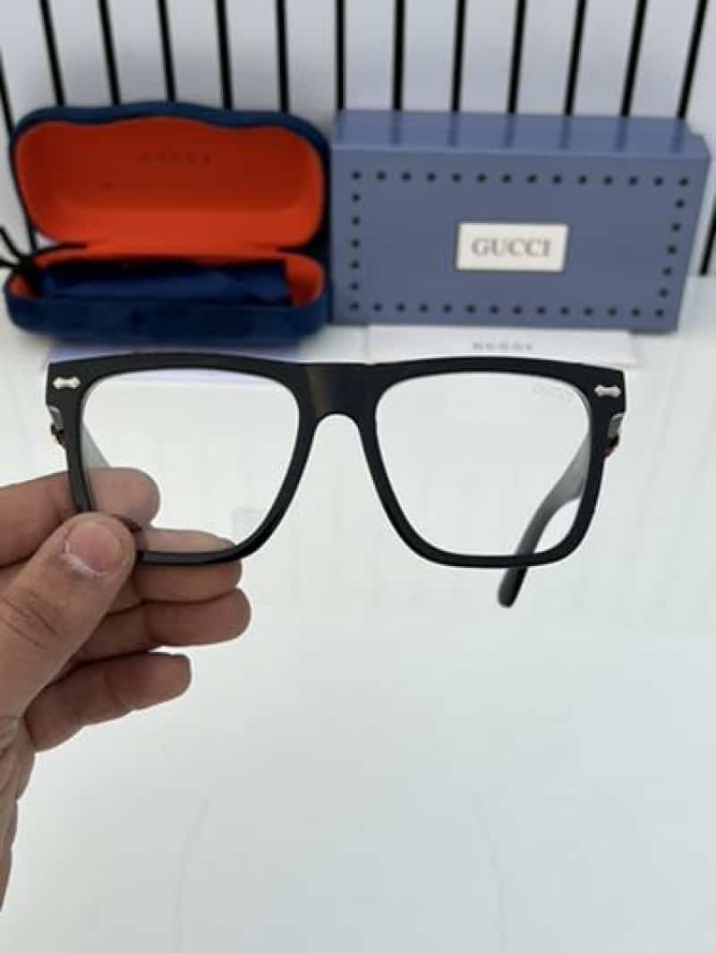 gucci_1390 black plano