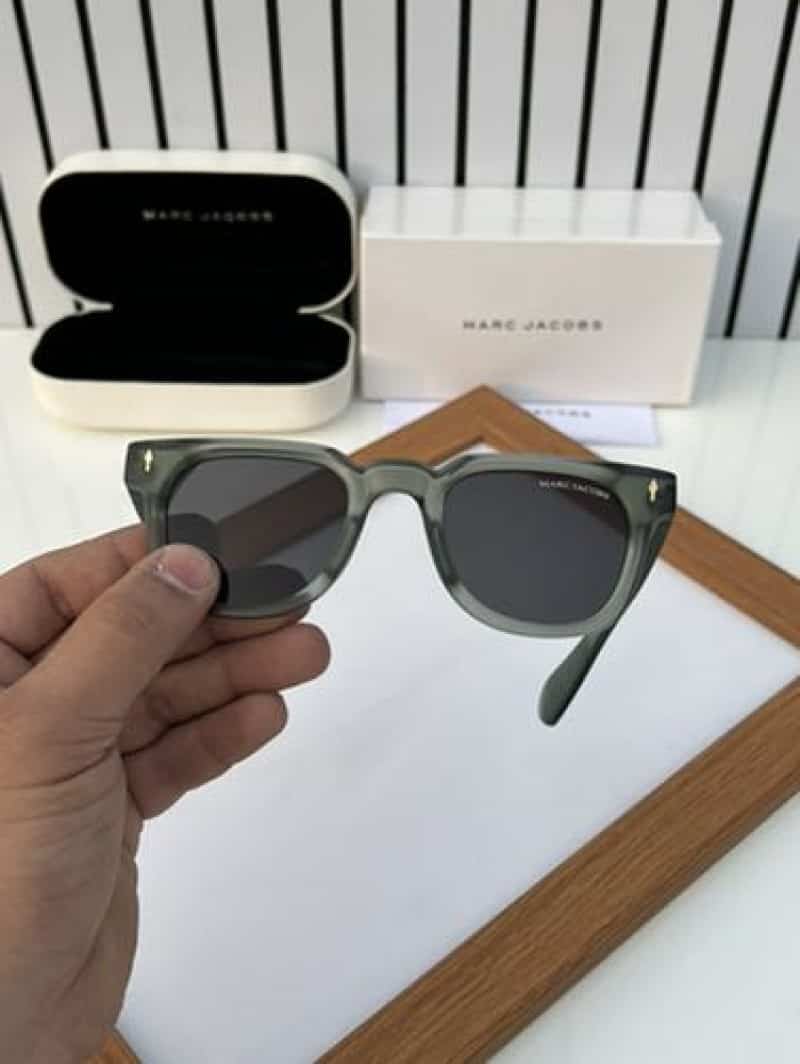 Marc jacobs 30 green black