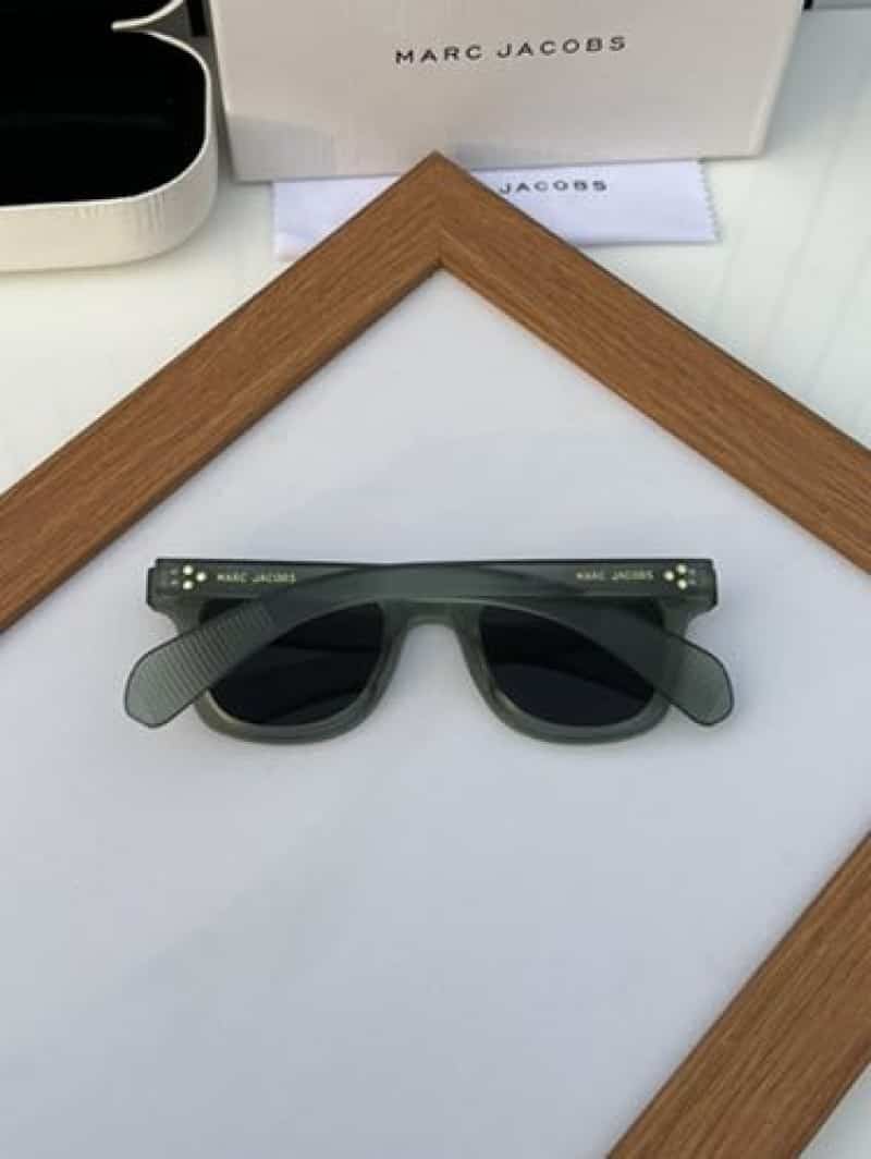 Marc jacobs 30 green black