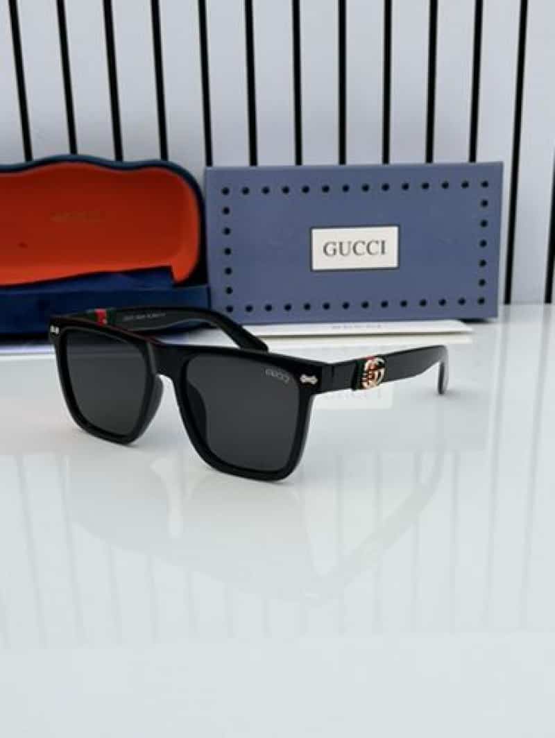 gucci_1390 glossy black