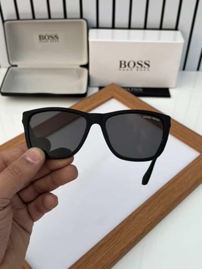 hugo boss 299 black maroon