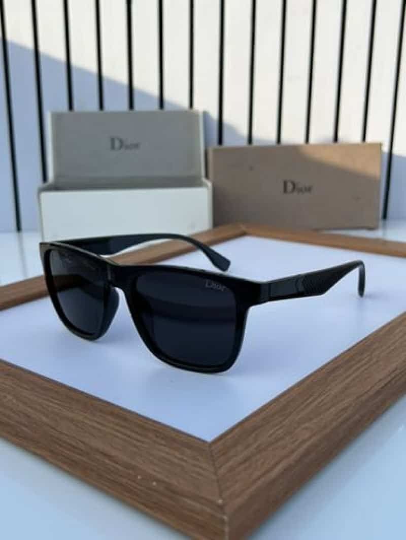 66102 glossy black