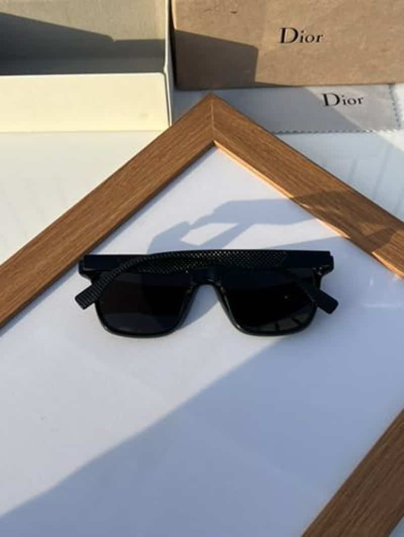 66102 glossy black Secondary image