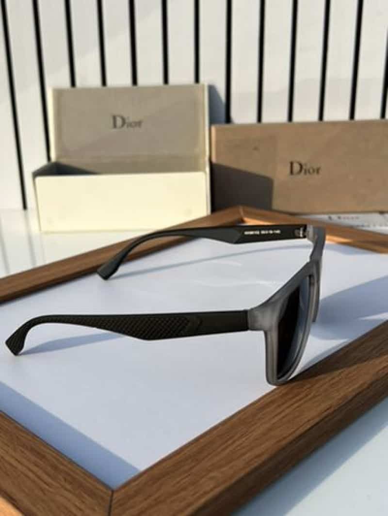 dior_66102_grey