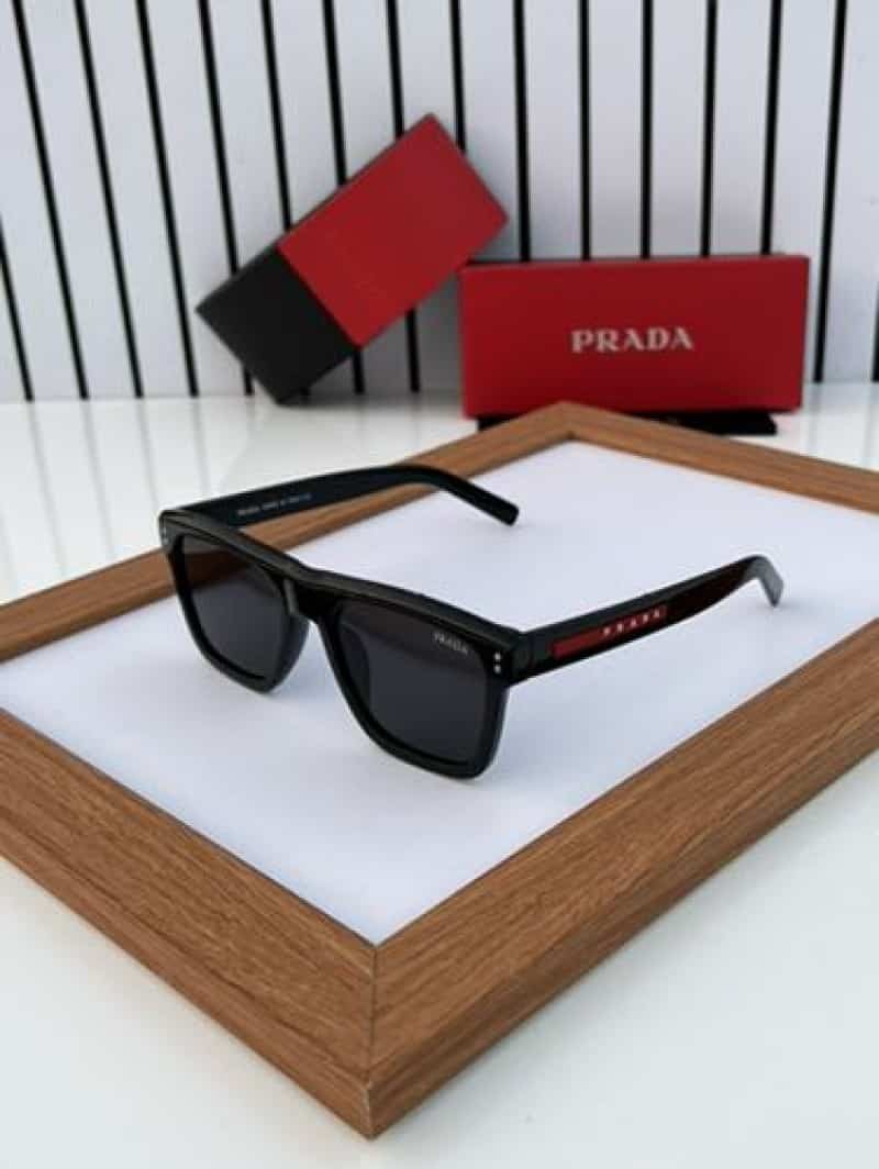 Prada_3835 black