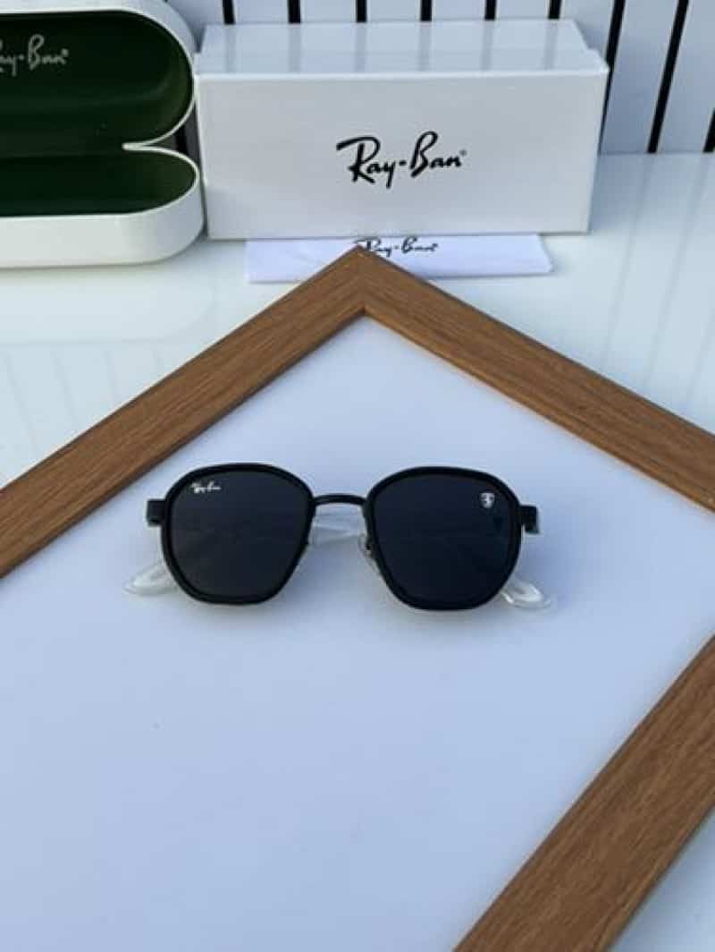 Rayban 3674 black white