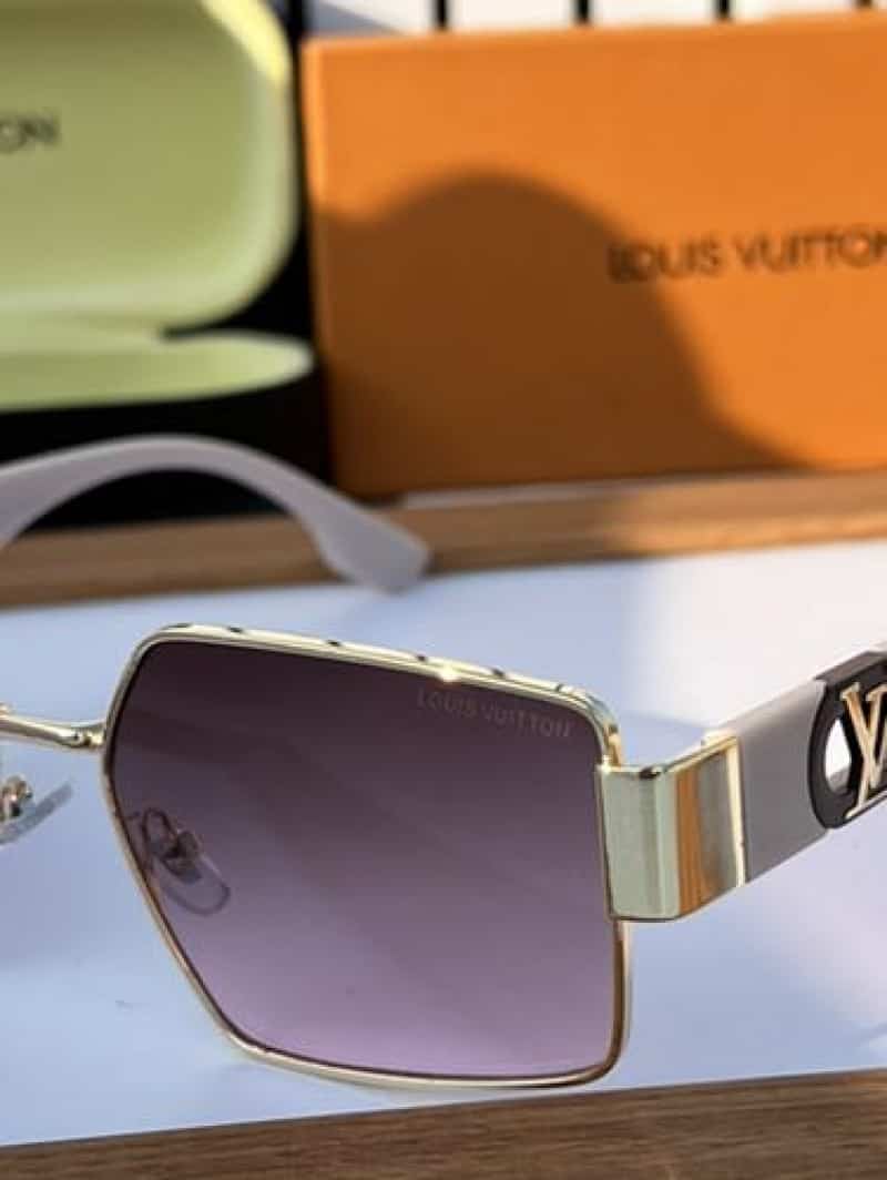 Louis vuitton 3227 gold wine