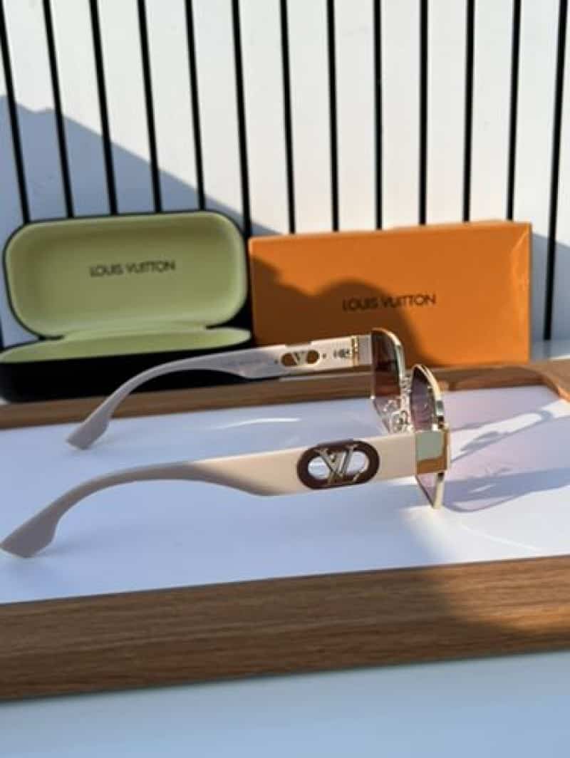 Louis vuitton 3227 gold wine