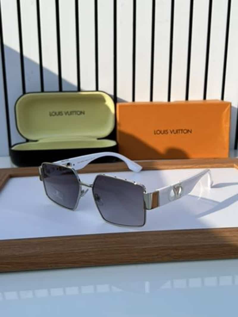Louis vuitton 3227 silver black