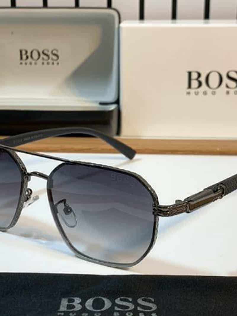 Boss 2567 green shaded Secondary image