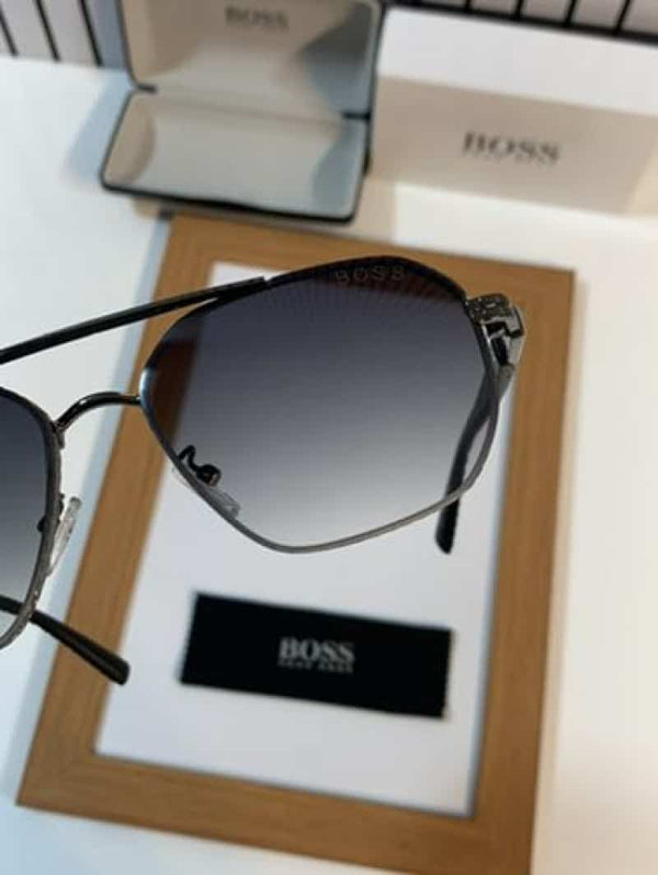 Boss 2567 green shaded