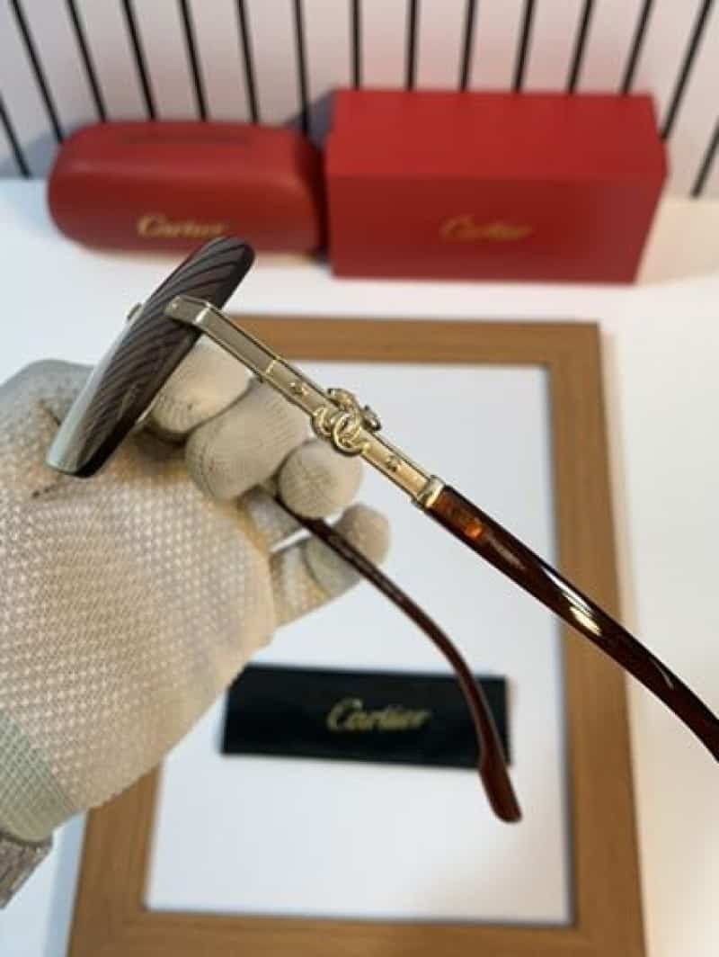 Cartier_8821 gold brown