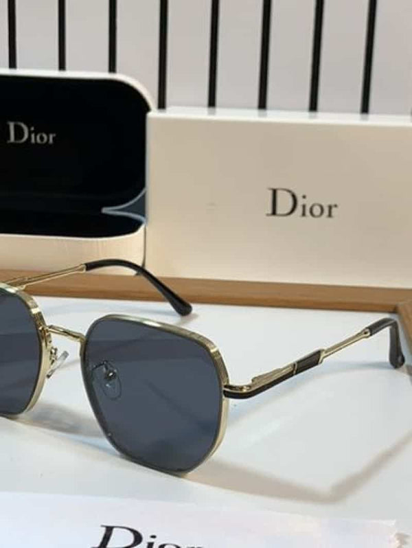 Dior_2028 gold black