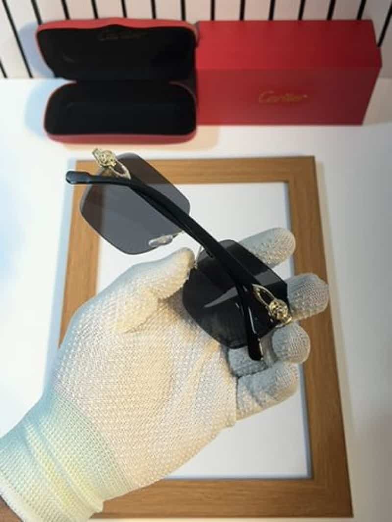 cartier_8817_gold_black
