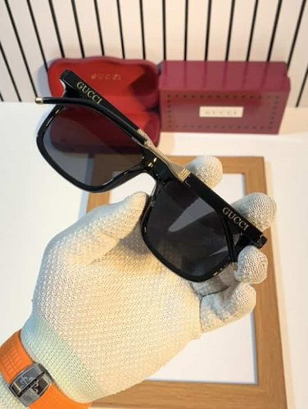 gucci_5333 black gold