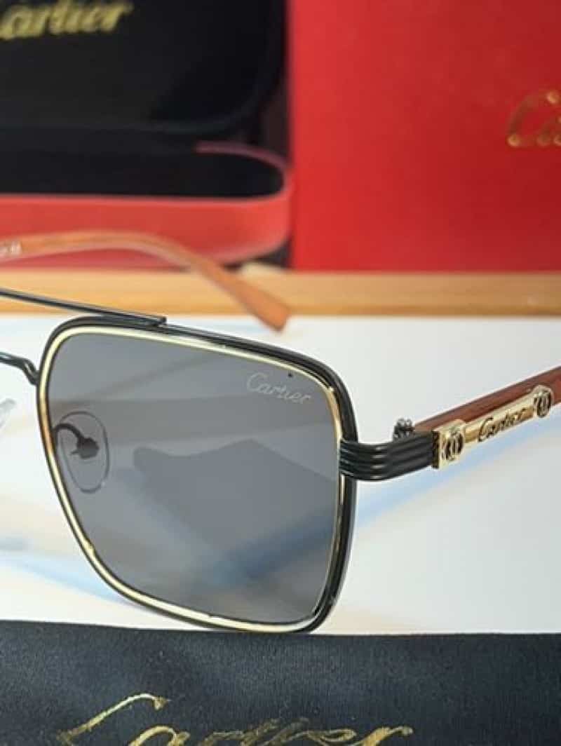 cartier_5161 black gold Secondary image
