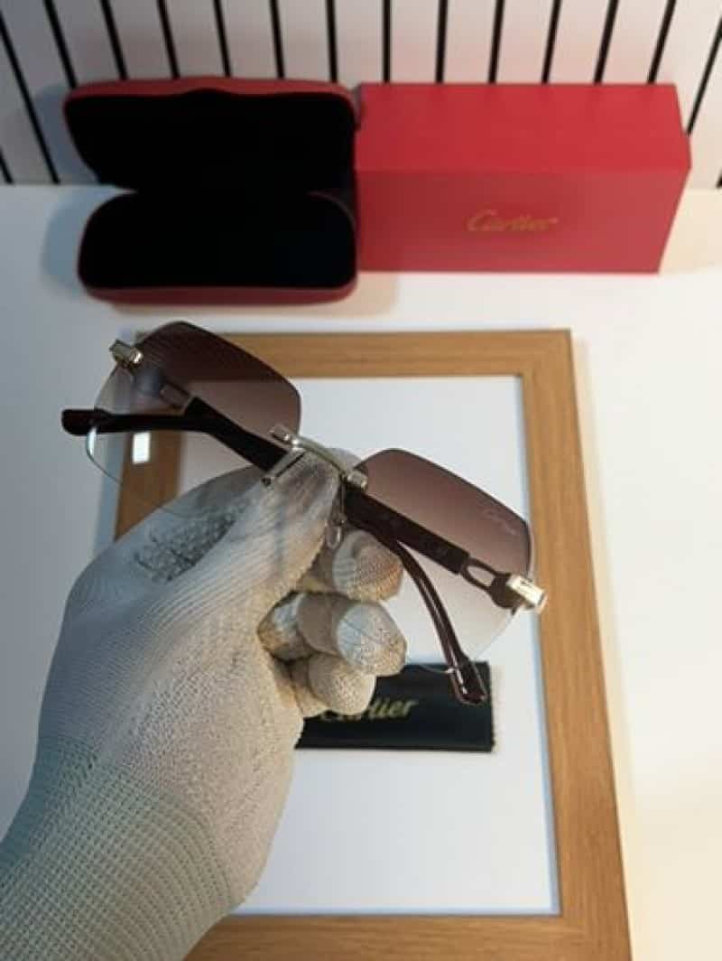 Cartier 8817 gold brown