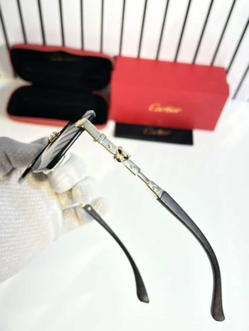 cartier_806 gold black Secondary image