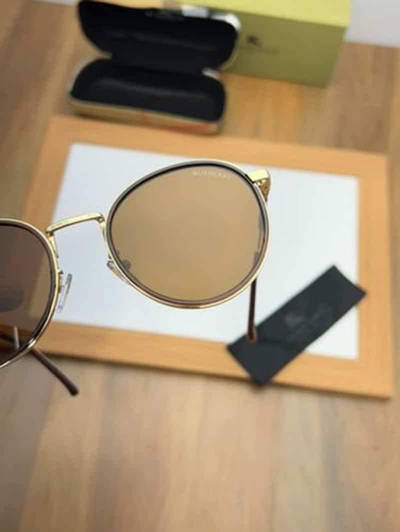 Burberry_3324 gold brown