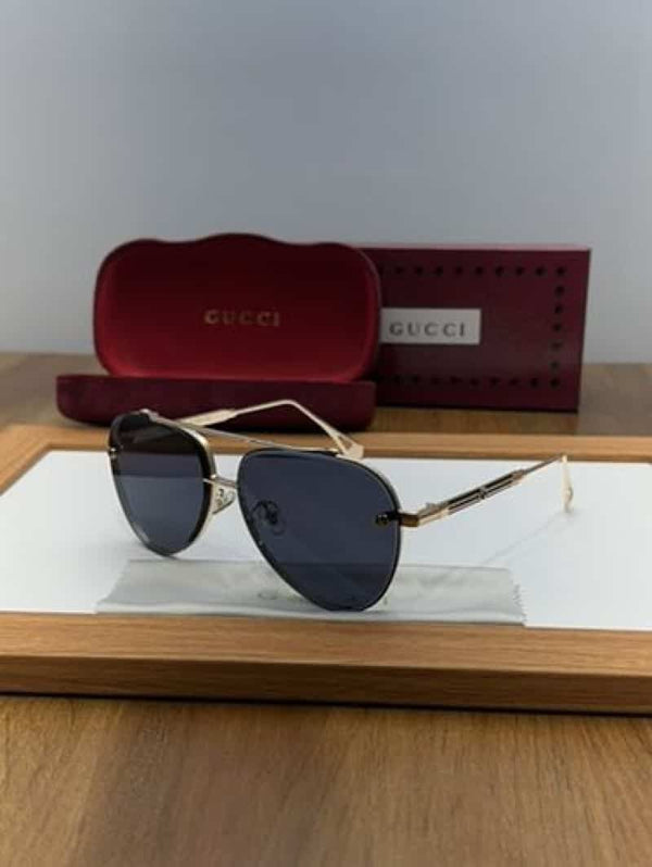 gucci_15940_gold_black