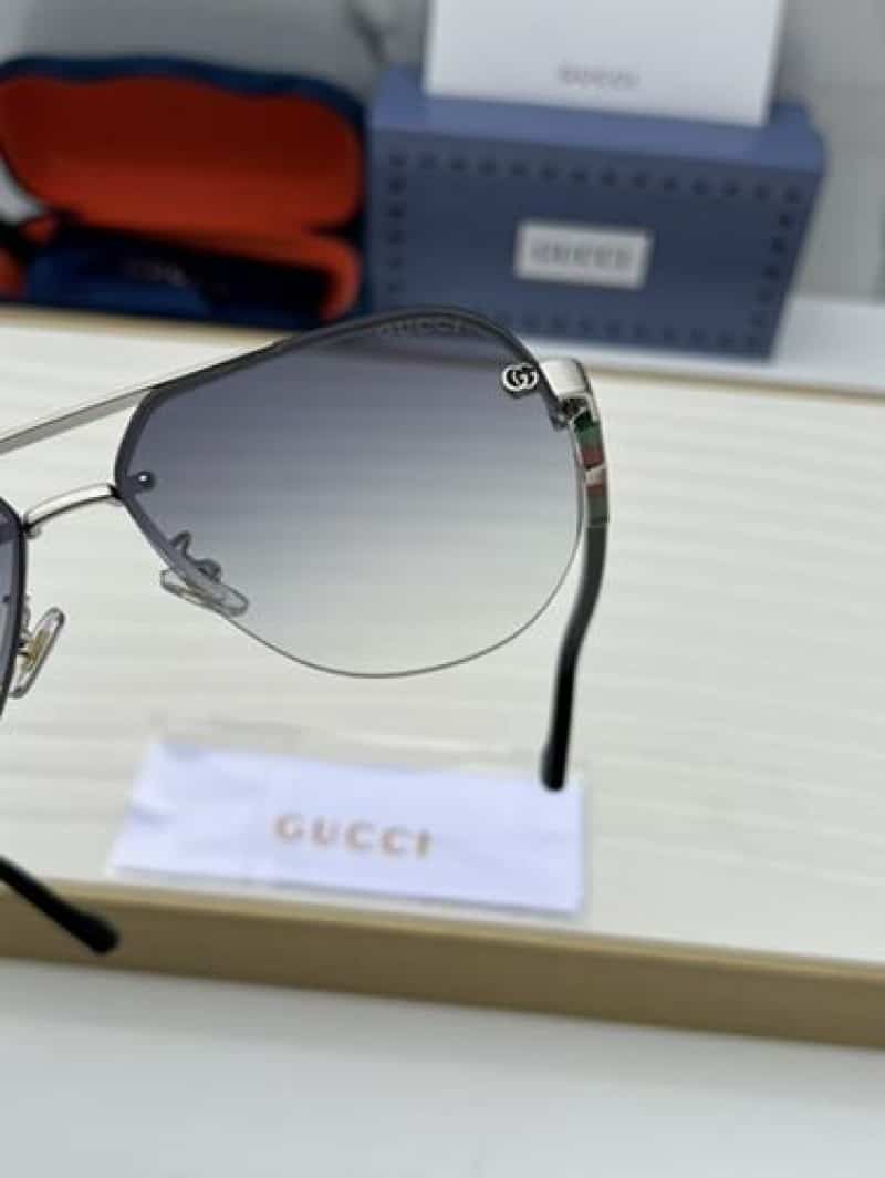 Gucci_23179_silver_blue