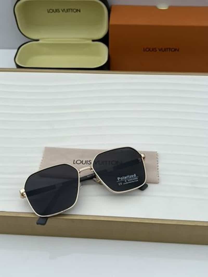 Louis vuitton 22271 gold black