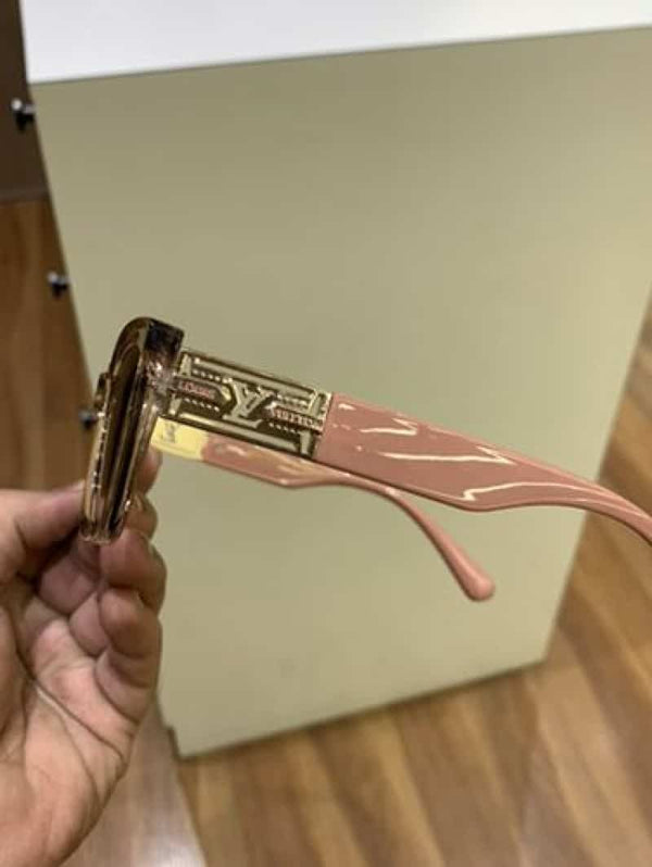 louis vuitton 5503 pink