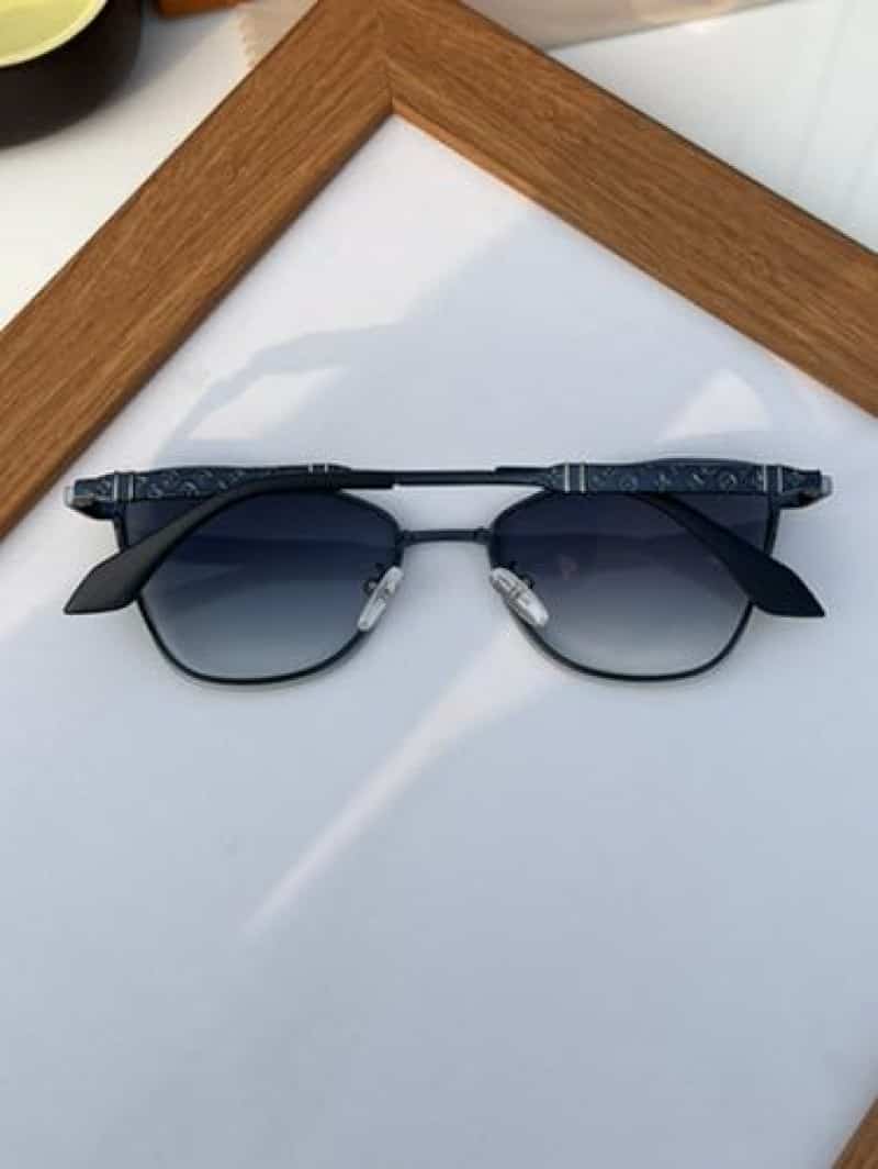 louis vuitton 2596 silver blue