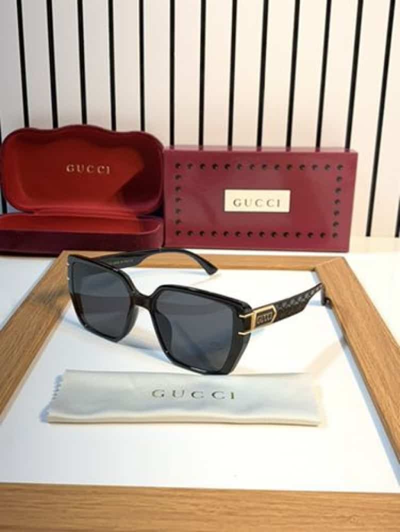 Gucci_5517 black