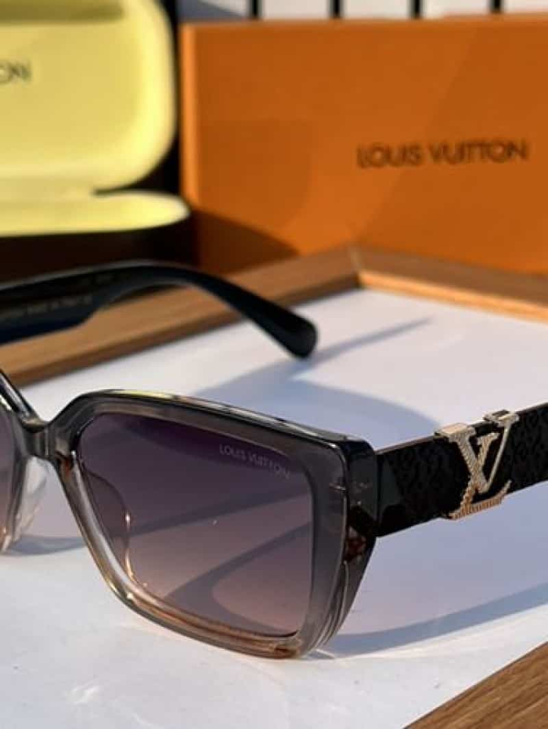Louis vuitton 5506 grey brown