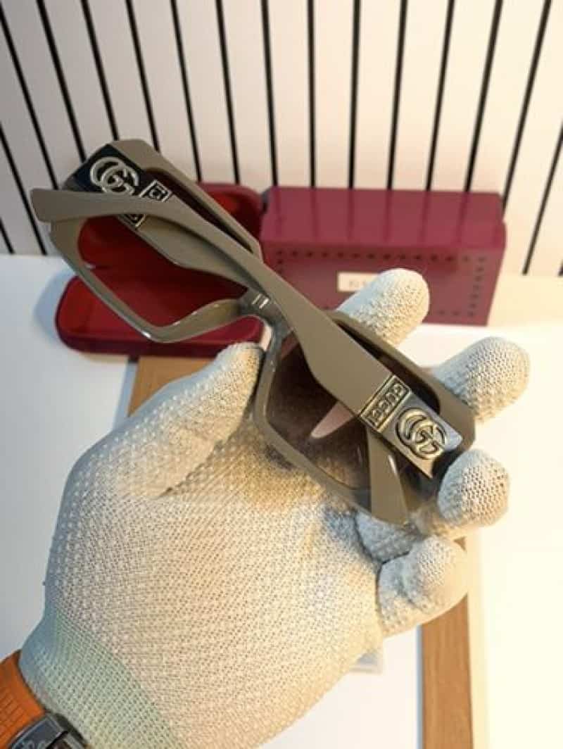 Gucci_1307_brown
