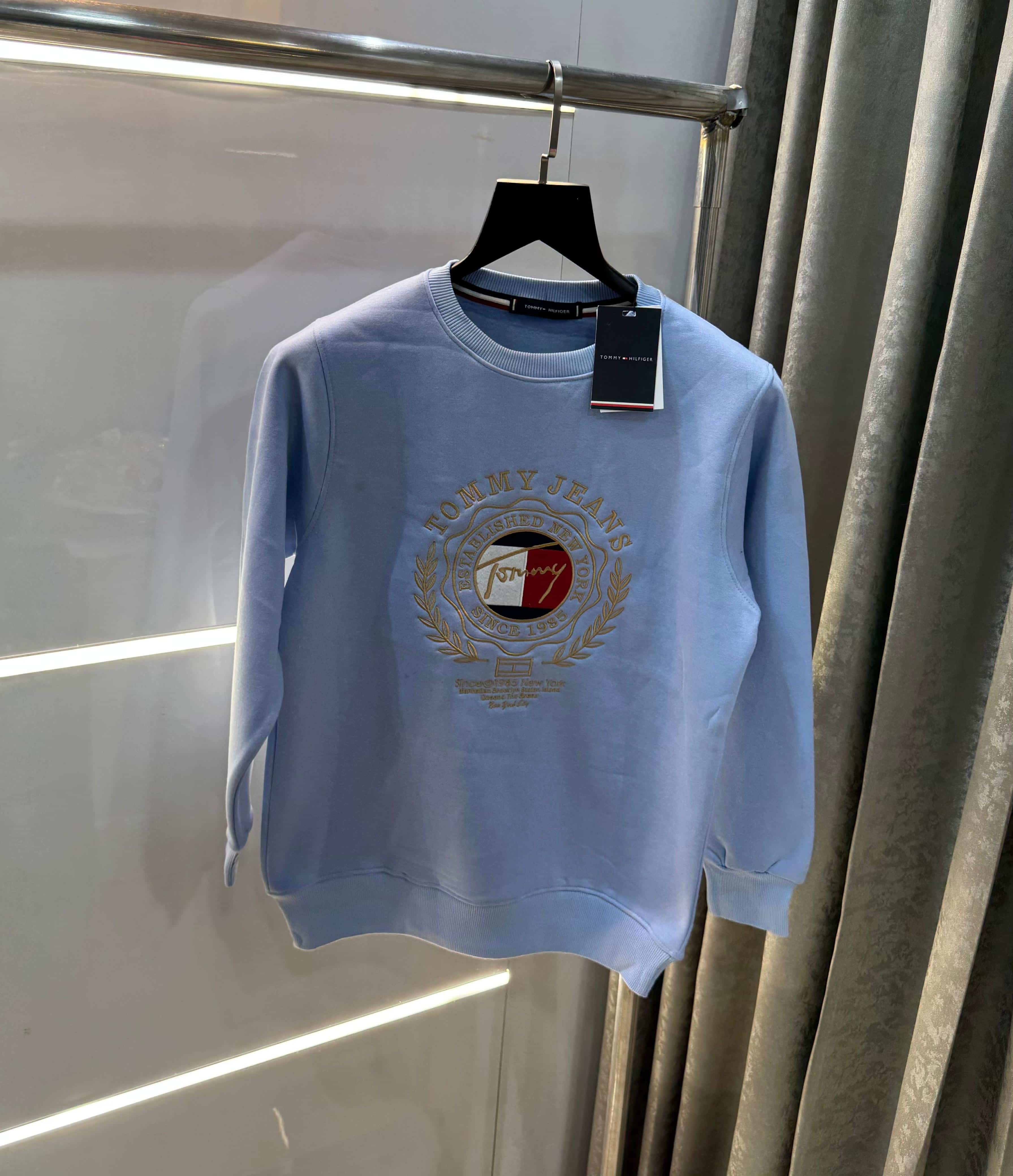 Tomm y Hilfiger Sky Blue Embroidery Logo Premium Sweatshirt Secondary image