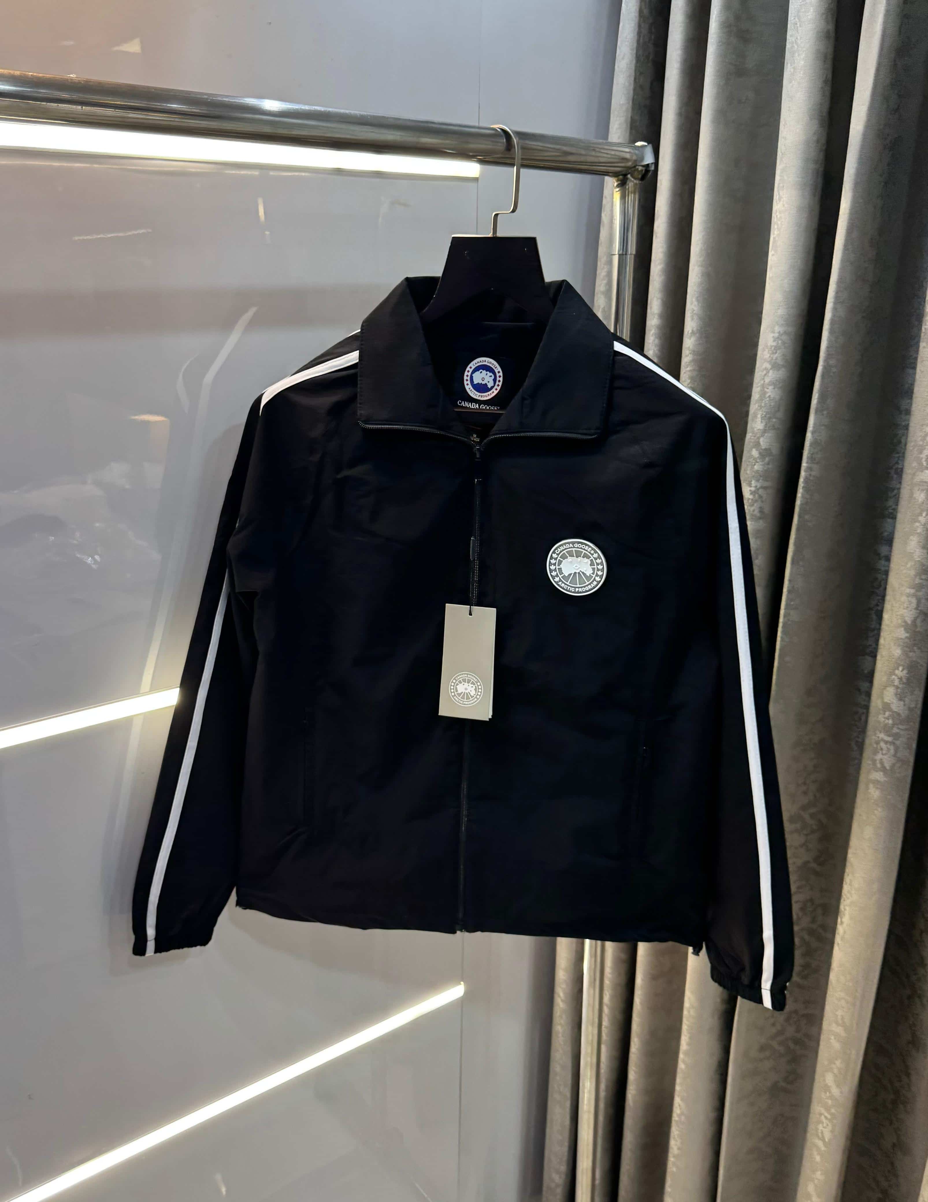 Canad a Goose Black Imported Premium Luxury Jacket Secondary image