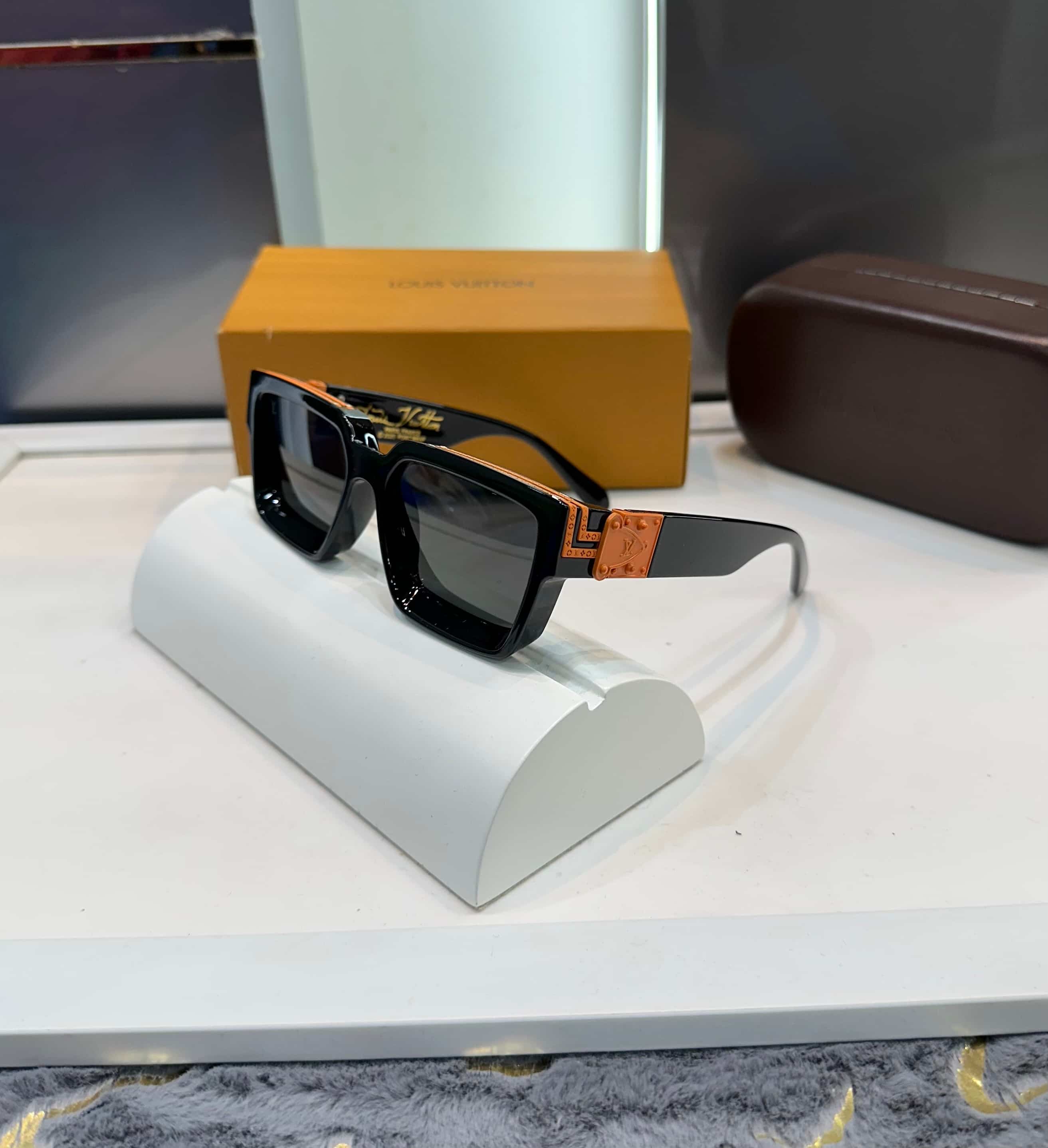 Louis  Vuitton Orange Black Premium Shades 6229