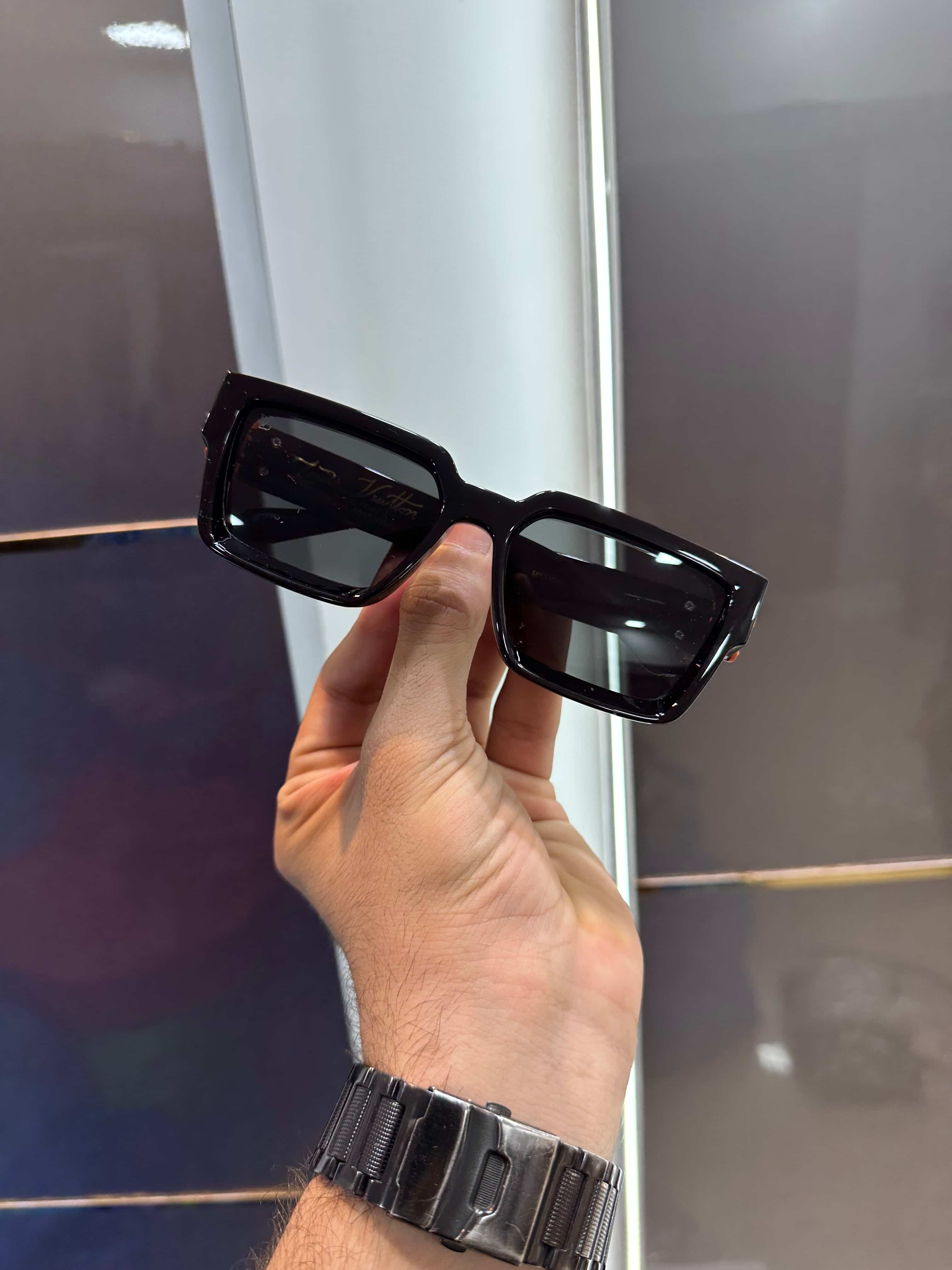 Louis  Vuitton Orange Black Premium Shades 6229
