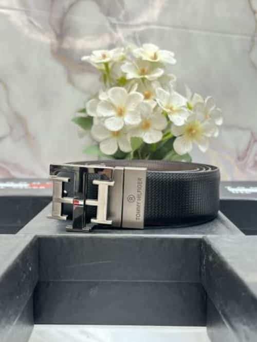 tOMMY H!1FIGER PREMIUM QUALITY IMPORTED REVERSIBLE BELT WITH OG BOx TH-904